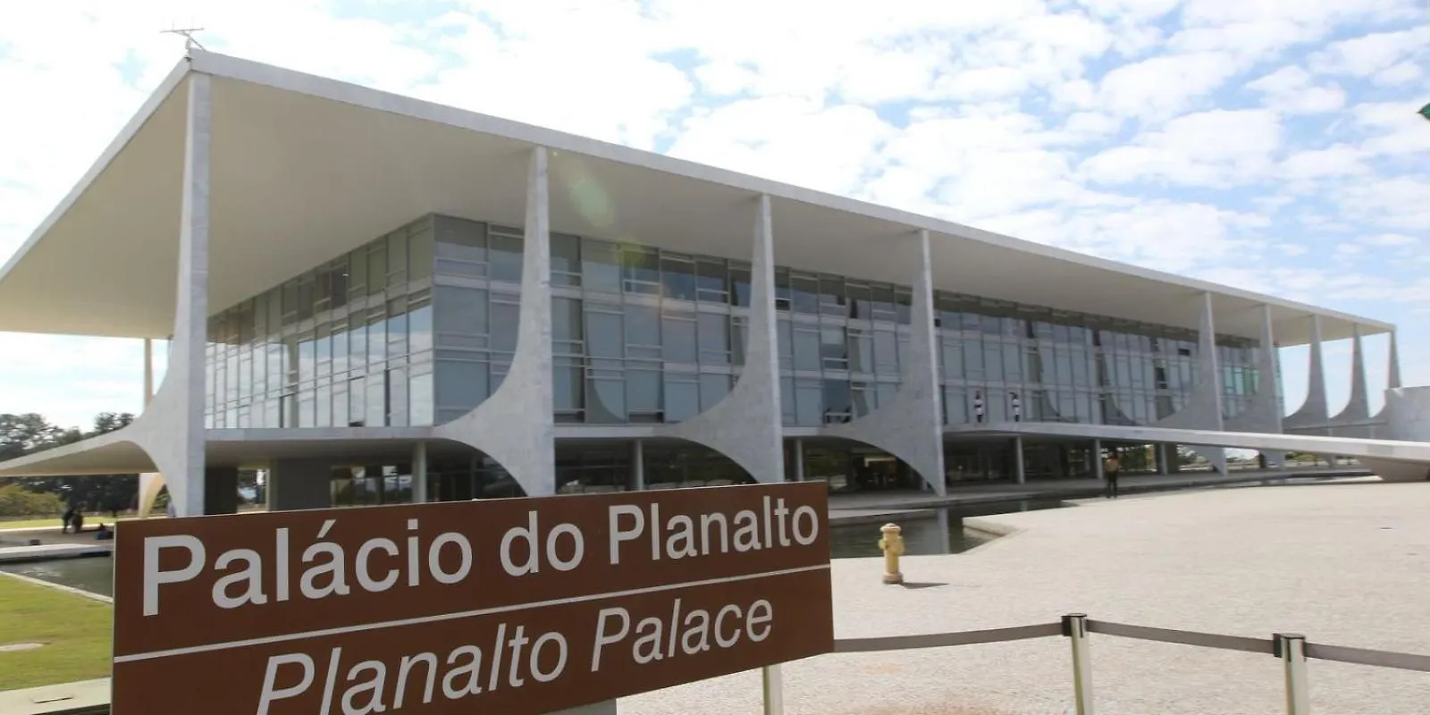 F212 Fn Flat Particular Na Melhor Regiao De Brasilia 0*,